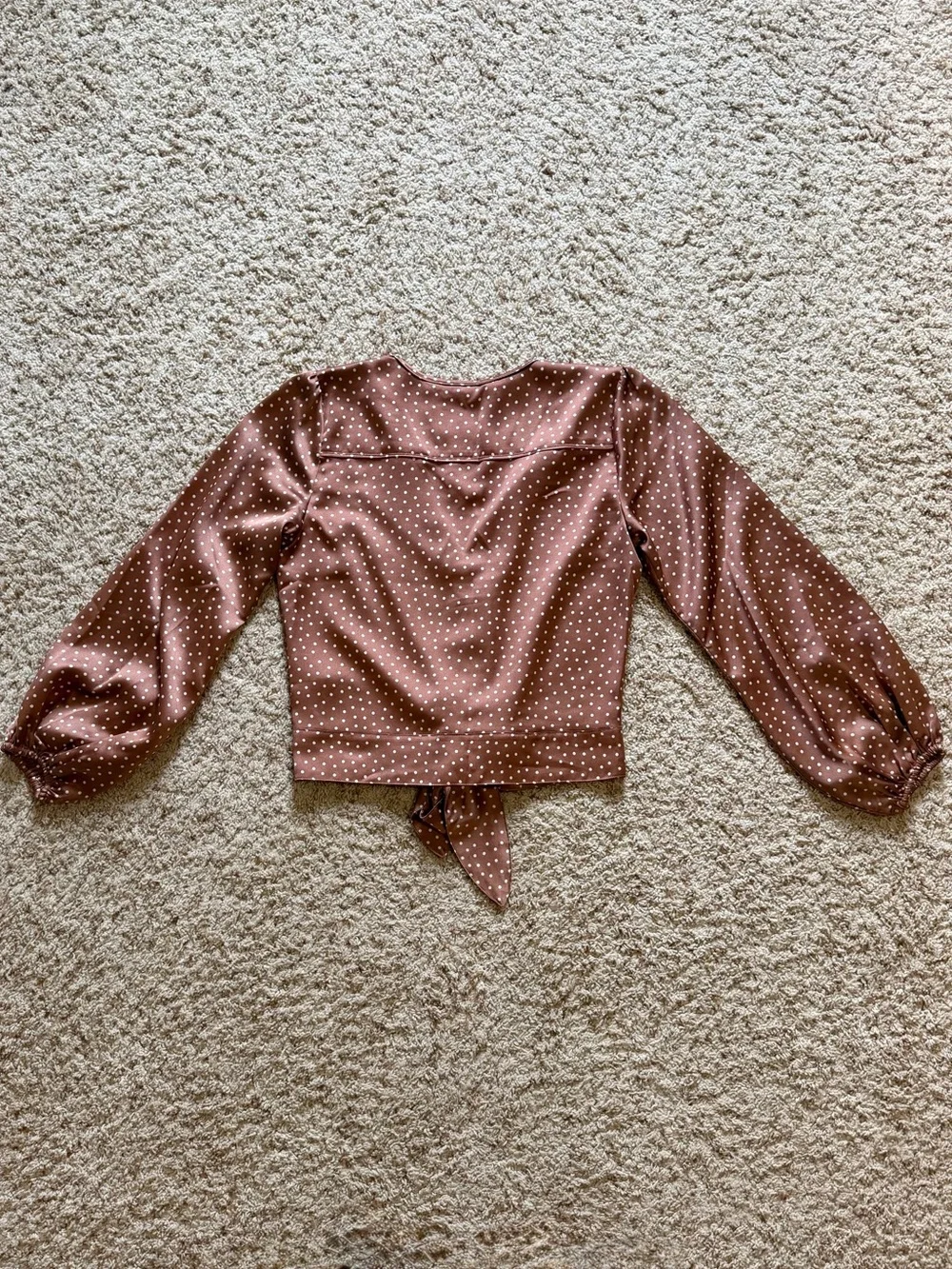 Abercrombie&Fitch Women’s Polka-Dot Satin Tie-Front Long-Sleeve Blouse. Size M.